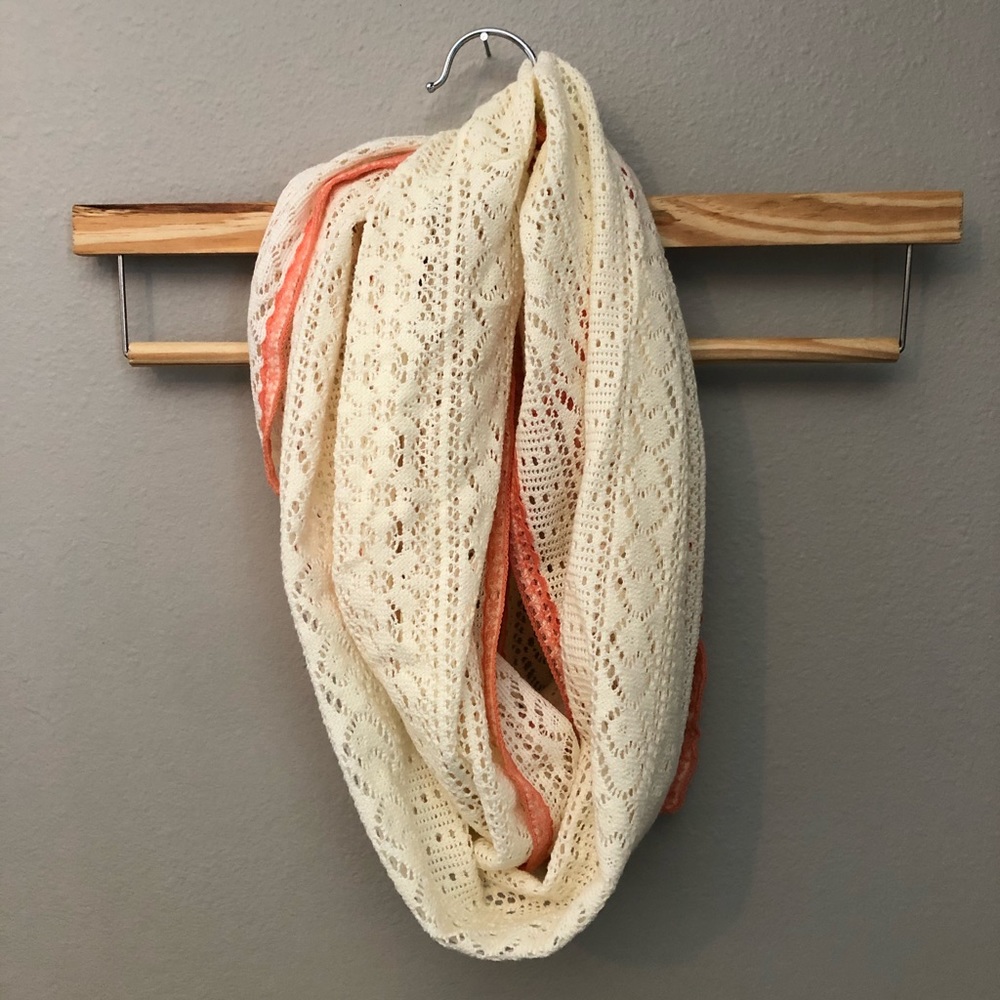 BKE Circle Scarf